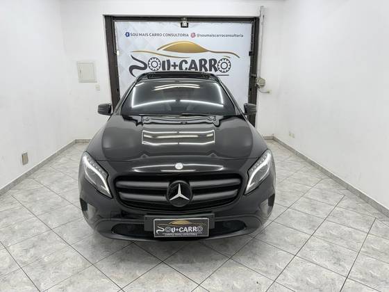 MERCEDES-BENZ GLA 200 1.6 CGI VISION BLACK EDITION 16V TURBO FLEX 4P AUTOMÁTICO